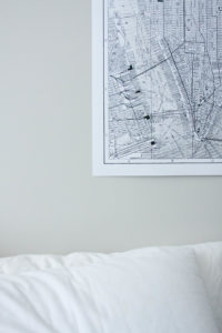 minimalist prints interior design black white 1