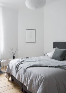 Scandinavian Christmas Decor, Cozy Winter Minimal Bedroom - RG Daily Blog