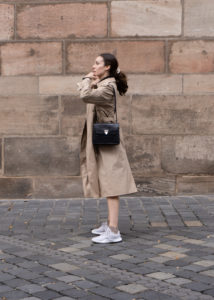 beige sneakers outfit